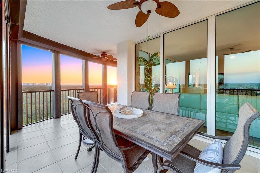 455 Cove Tower Dr 801, Naples, FL 34110-37