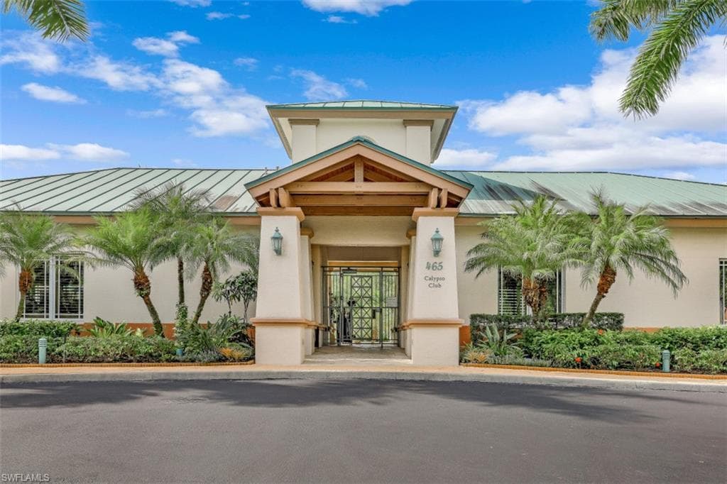 455 Cove Tower Dr 801, Naples, FL 34110-41