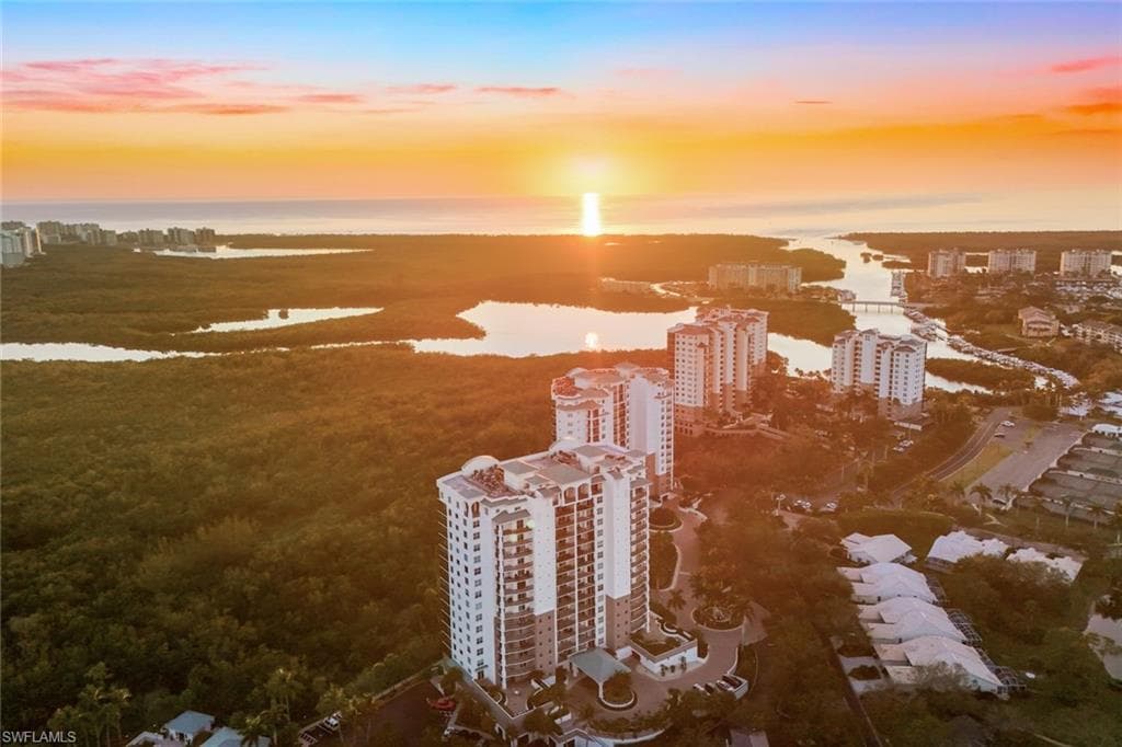 455 Cove Tower Dr 801, Naples, FL 34110-47