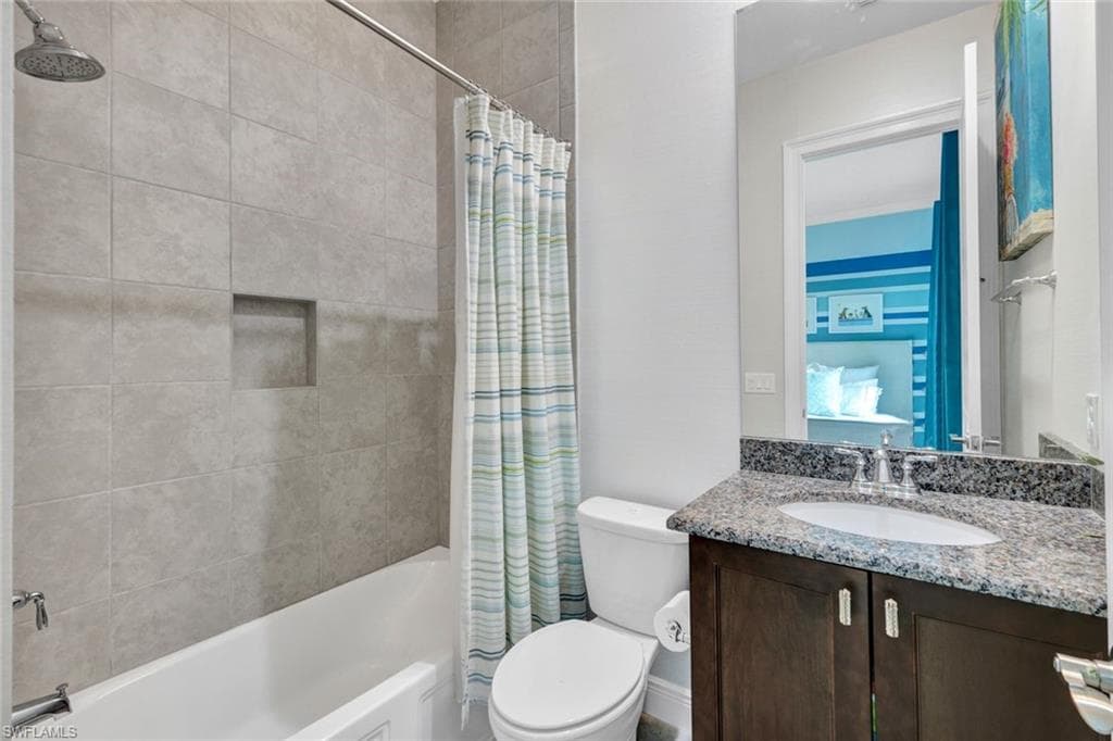 12646 Dundee Ln, Naples, FL 34120-21