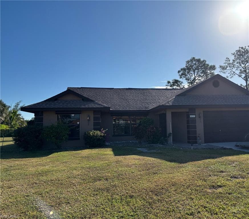 25311 Paradise Road Rd, Bonita Springs, FL 34135-2