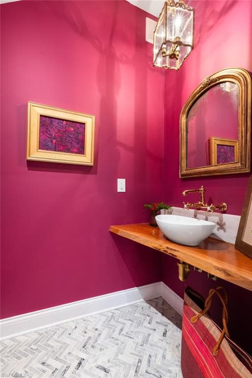 2348 Florida Ave, Naples, FL 34112-10