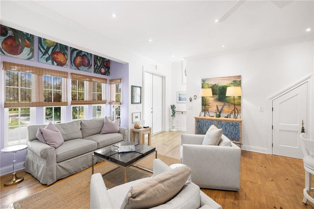 2348 Florida Ave, Naples, FL 34112-2