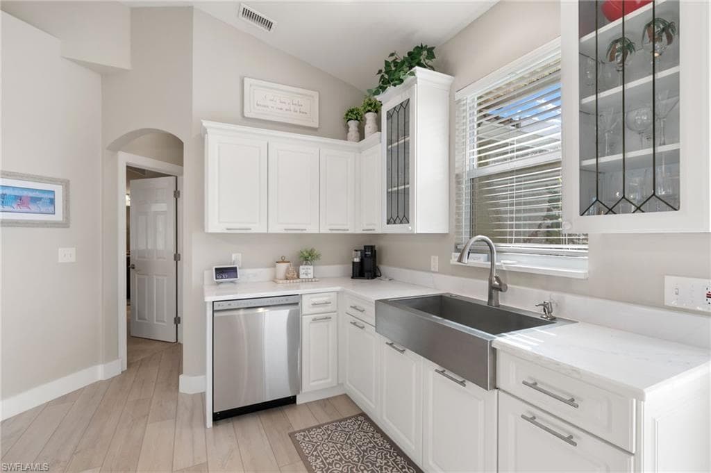 1058 Goldenrod Ave, Marco Island, FL 34145-17