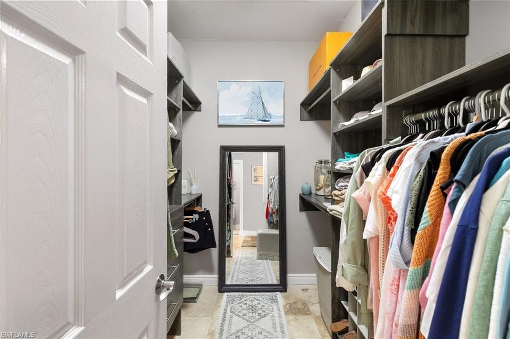 1058 Goldenrod Ave, Marco Island, FL 34145-23