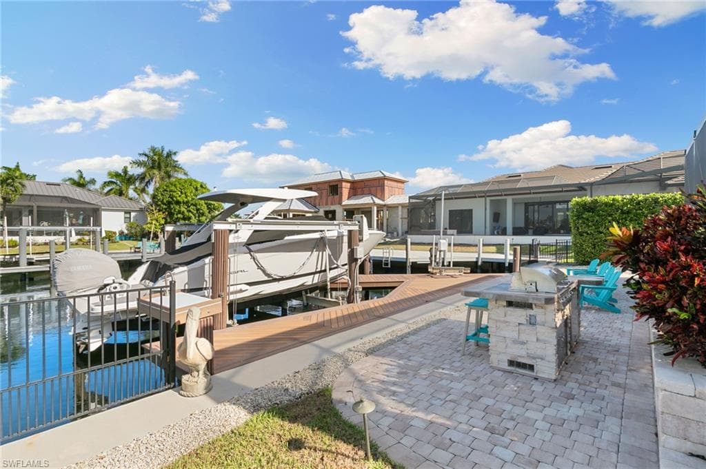 1058 Goldenrod Ave, Marco Island, FL 34145-33