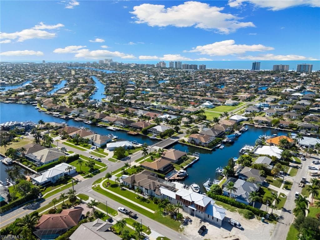 1058 Goldenrod Ave, Marco Island, FL 34145-38