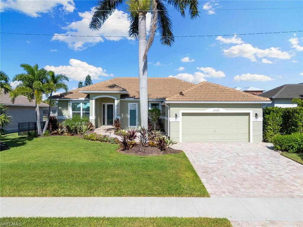 1058 Goldenrod Ave, Marco Island, FL 34145-42