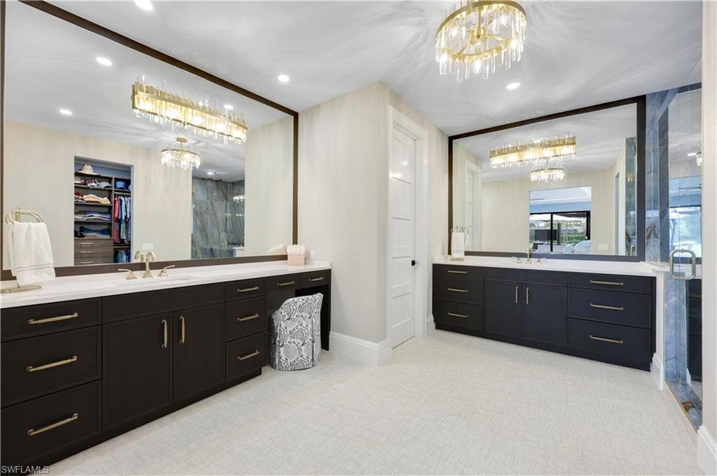 4701 Oak Leaf Dr, Naples, FL 34119-19