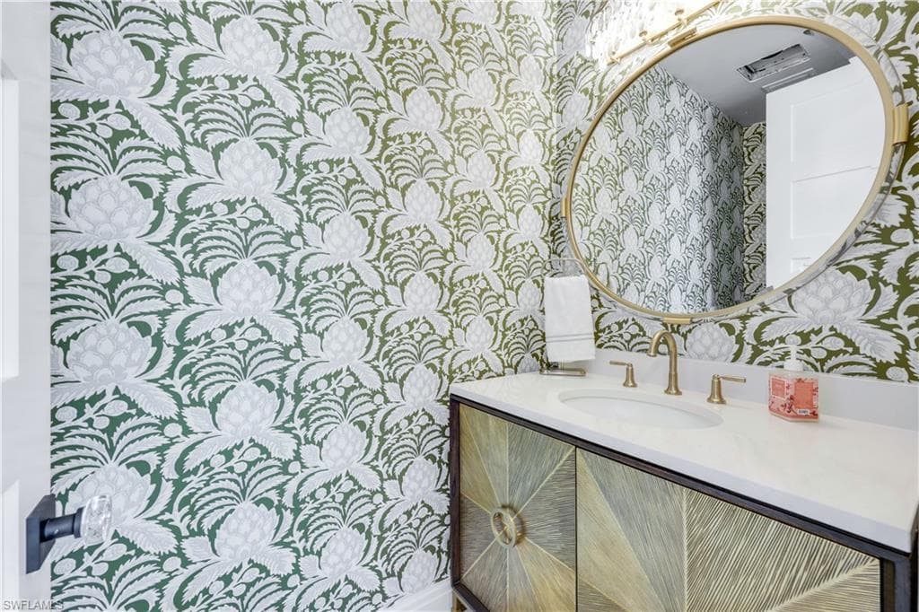 4701 Oak Leaf Dr, Naples, FL 34119-27