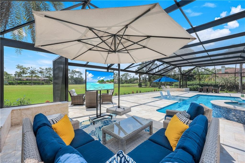 4701 Oak Leaf Dr, Naples, FL 34119-30