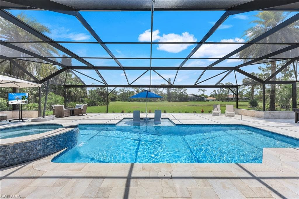 4701 Oak Leaf Dr, Naples, FL 34119-32