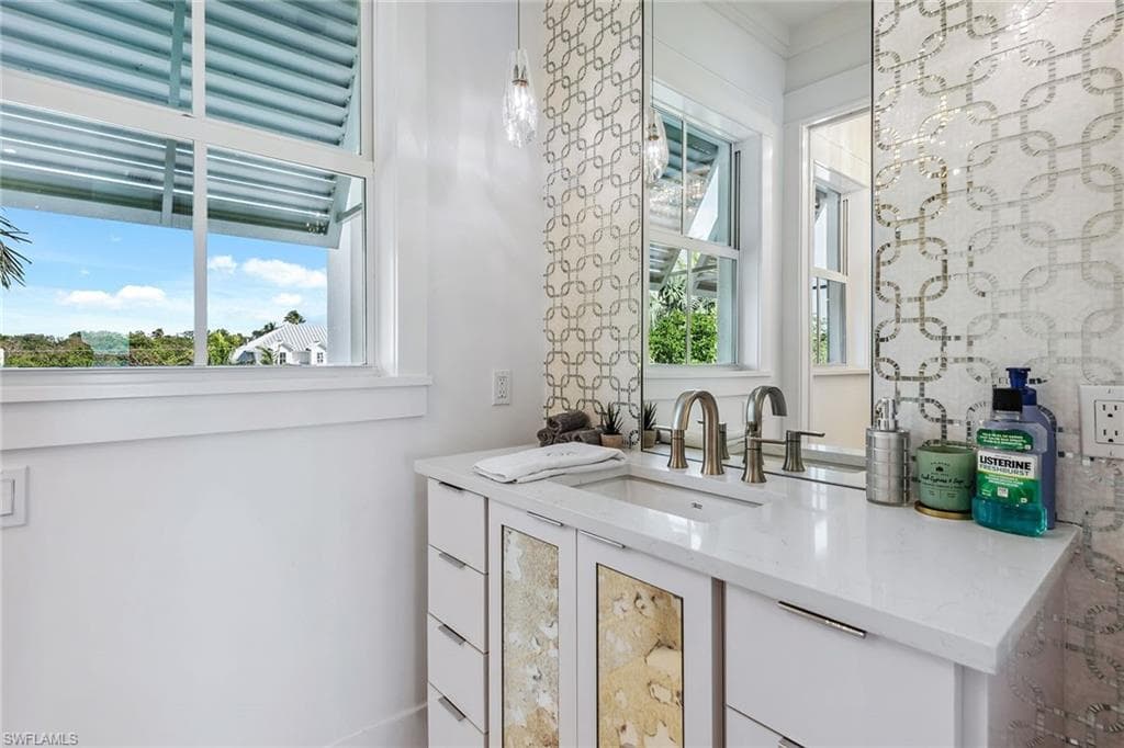 1829 Inlet Dr, Marco Island, FL 34145-31