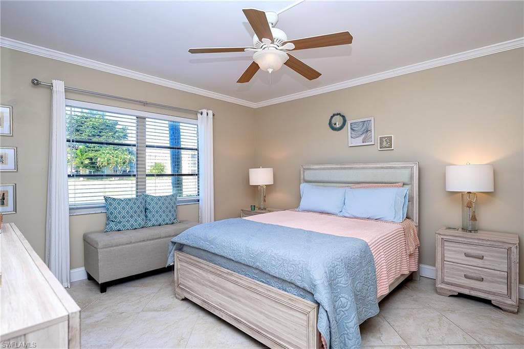 201 Quail Forest Blvd 103, Naples, FL 34105-14