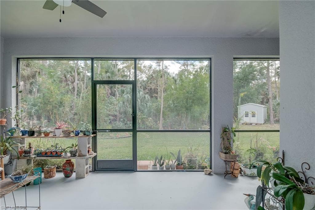 380 24th Ave NW, Naples, FL 34120-24