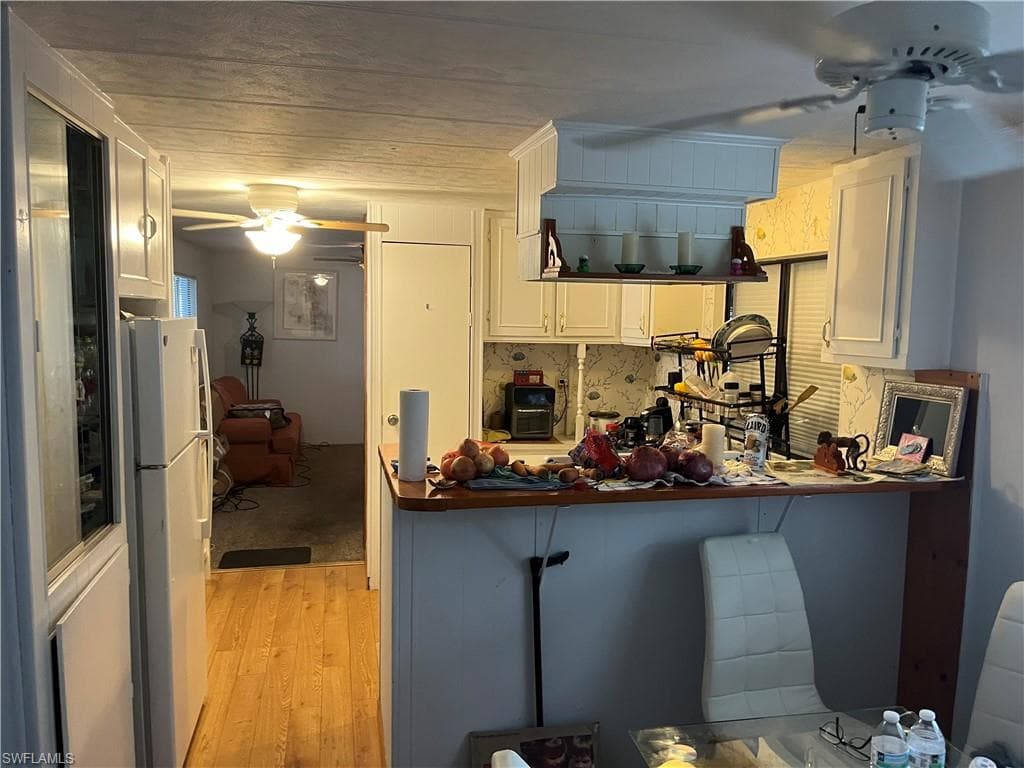 2036 Seagrape Court Ct NE, Naples, FL 34110-9