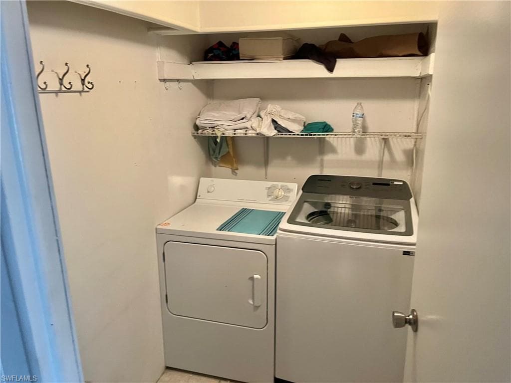 2036 Seagrape Court Ct NE, Naples, FL 34110-12