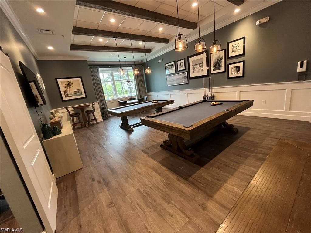 2036 Seagrape Court Ct NE, Naples, FL 34110-16