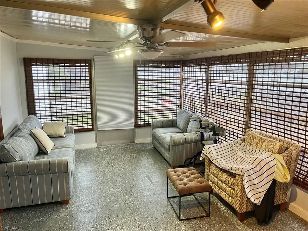 2036 Seagrape Court Ct NE, Naples, FL 34110-7