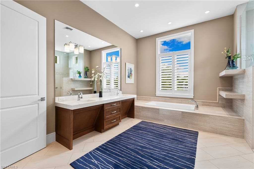 3890 Aloha Ln, Bonita Springs, FL 34134-19