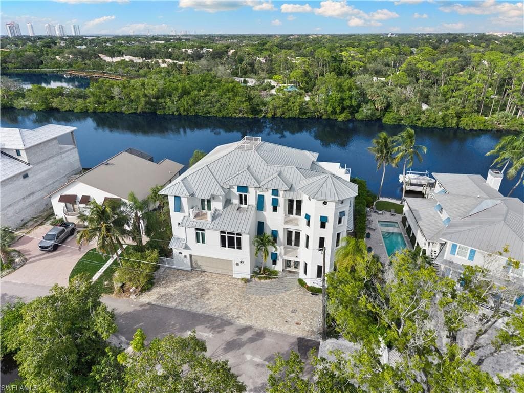 3890 Aloha Ln, Bonita Springs, FL 34134-43