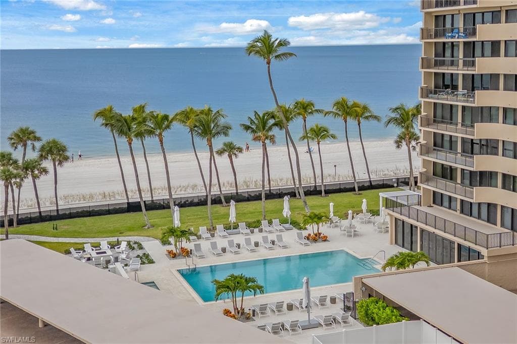 4001 Gulf Shore Blvd N 904, Naples, FL 34103-25