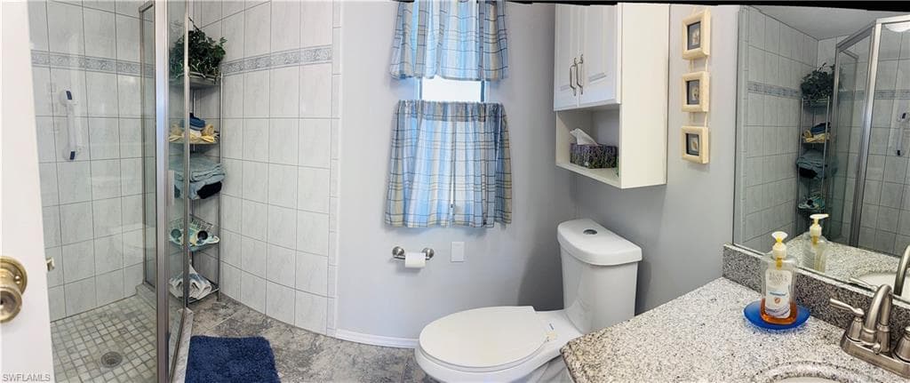 10620 Wales Loop, Bonita Springs, FL 34135-12