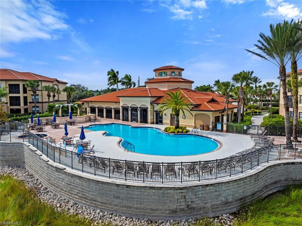 12990 Positano Cir 303, Naples, FL 34105-30