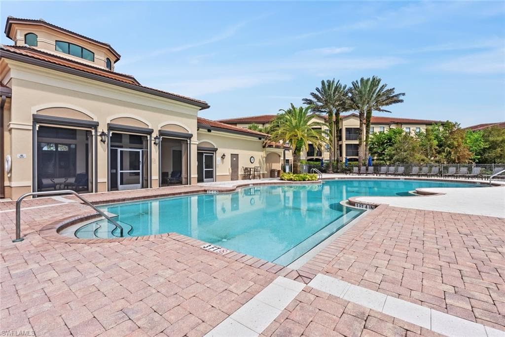 12990 Positano Cir 303, Naples, FL 34105-44