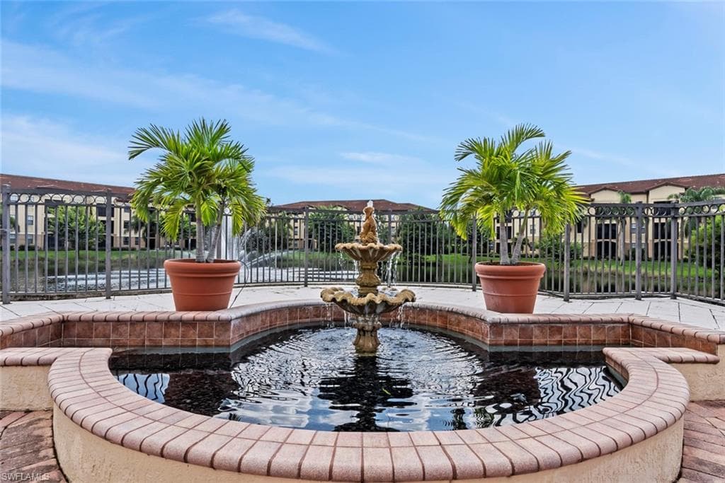 12990 Positano Cir 303, Naples, FL 34105-45