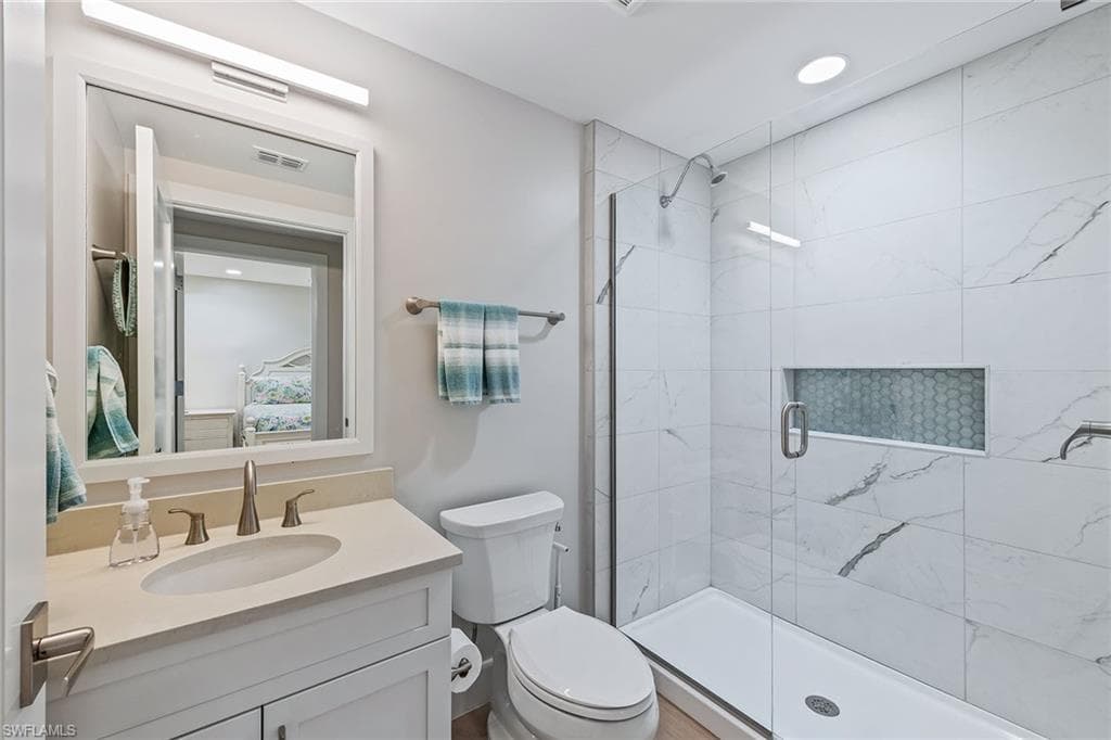 3399 Gulf Shore Blvd N 309, Naples, FL 34103-27