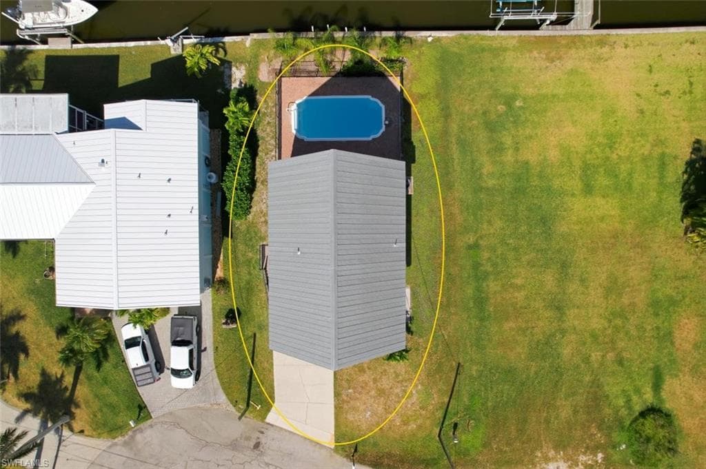 4748 Jackfish St, Bonita Springs, FL 34134-4