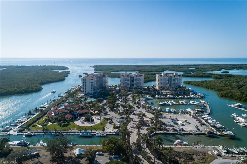 425 Dockside Dr 605, Naples, FL 34110-29