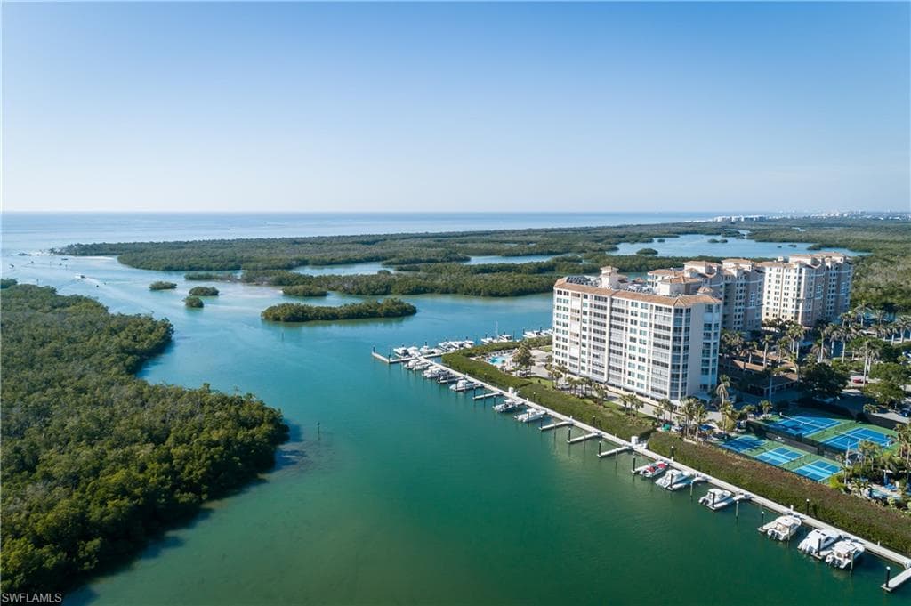 425 Dockside Dr 605, Naples, FL 34110-30