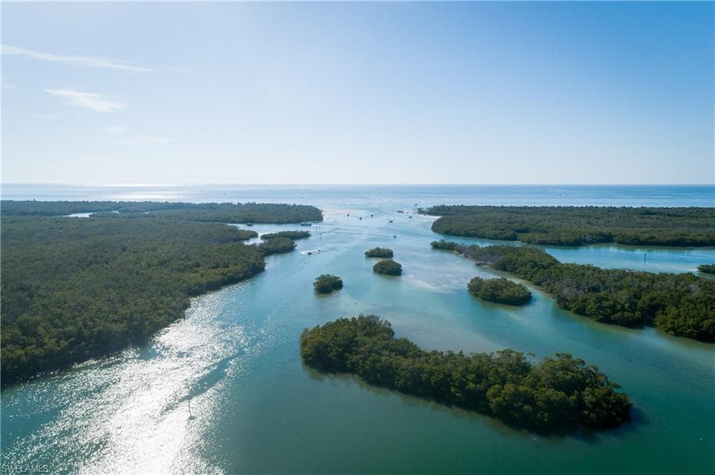 425 Dockside Dr 605, Naples, FL 34110-31