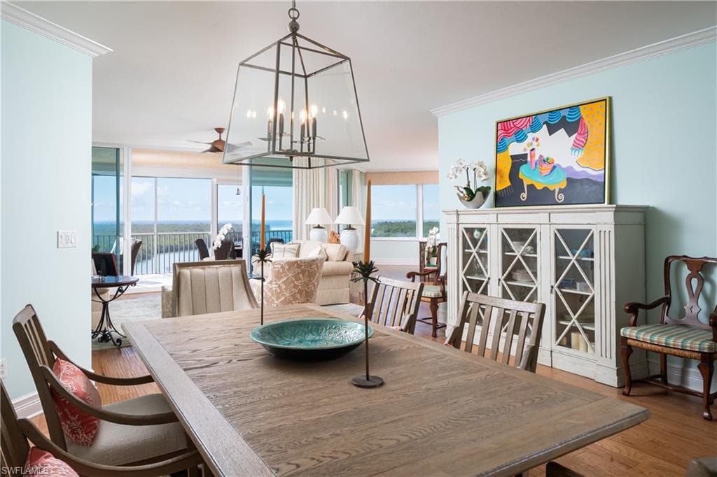 425 Dockside Dr 605, Naples, FL 34110-2