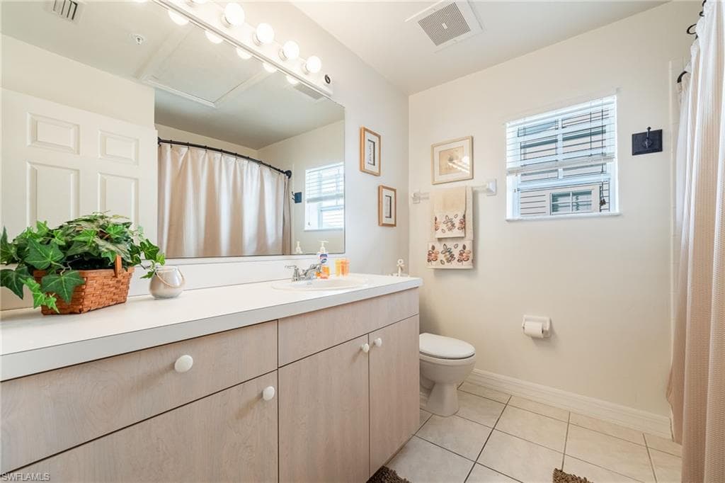 3347 Key Dr 31, North Fort Myers, FL 33903-25