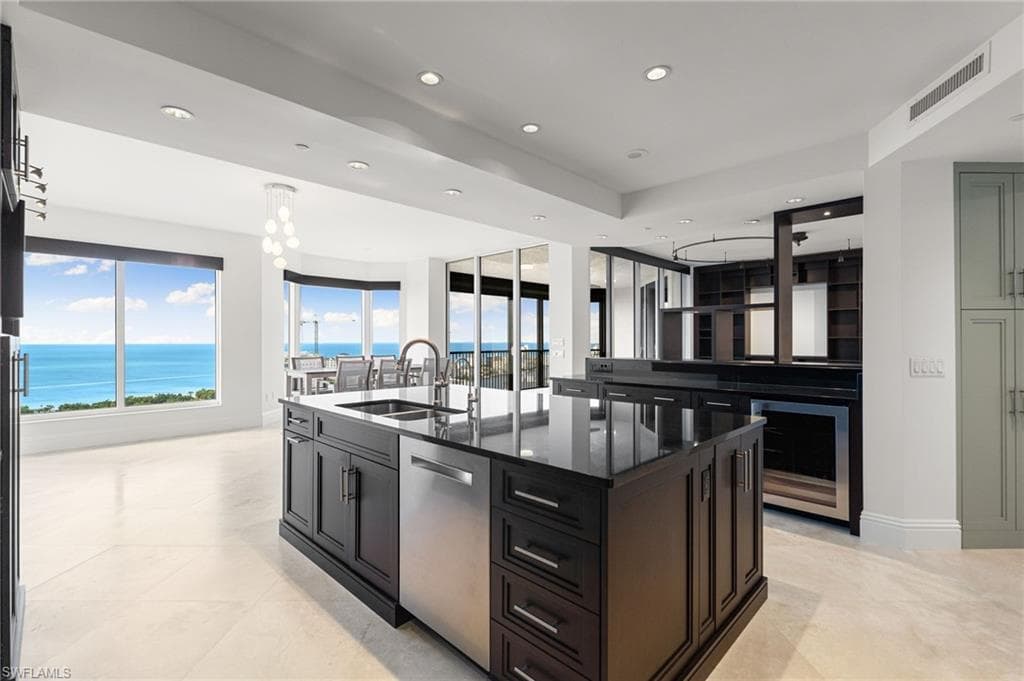 8787 Bay Colony Dr 2004/2005, Naples, FL 34108-5