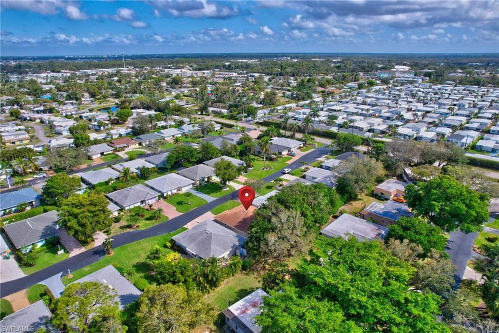 11 Rivard Rd 19, Naples, FL 34112-40