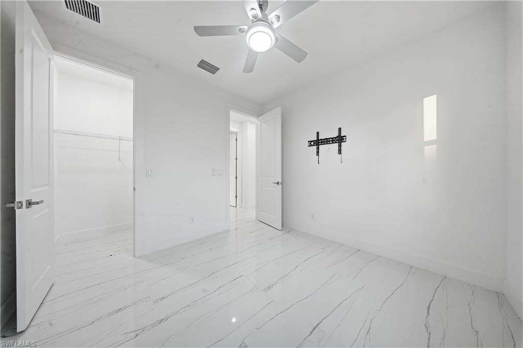 1124 35th Ln, Cape Coral, FL 33909-29