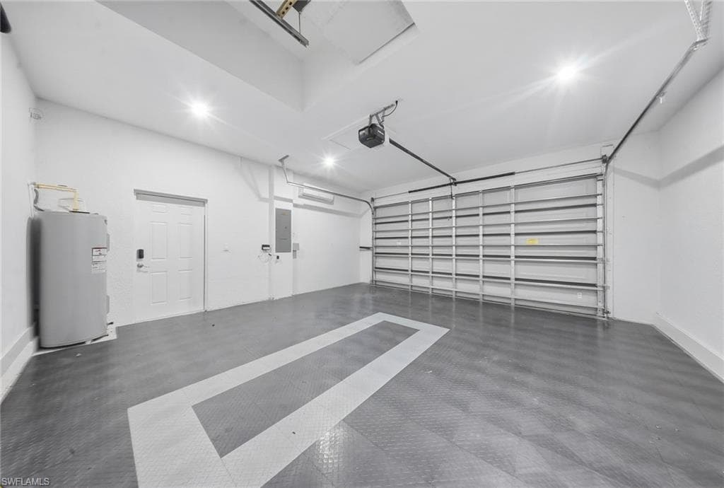 1124 35th Ln, Cape Coral, FL 33909-41