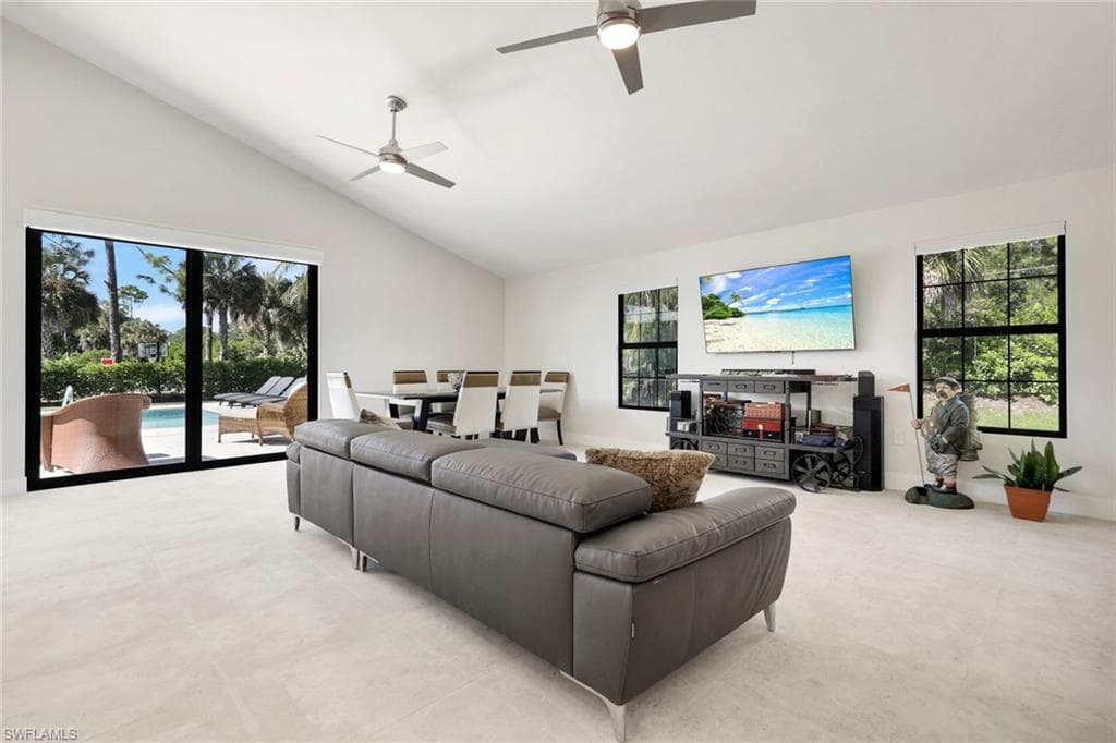 5630 Copper Leaf Ln, Naples, FL 34116-9