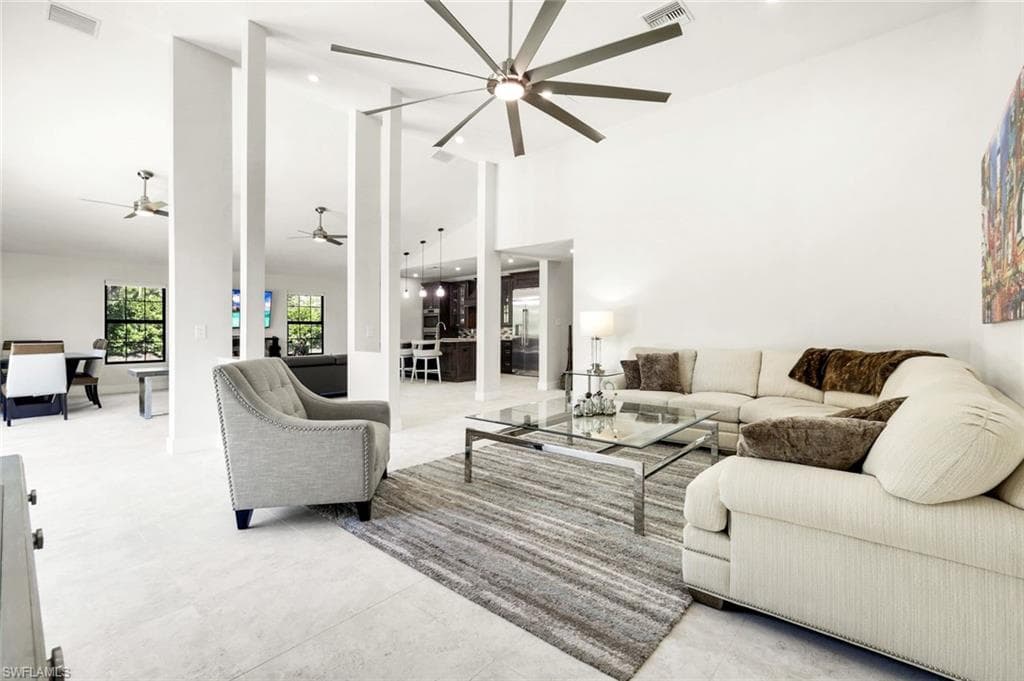 5630 Copper Leaf Ln, Naples, FL 34116-18