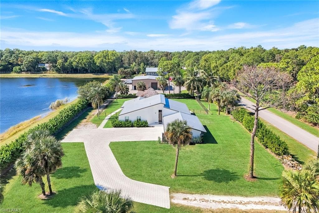 5630 Copper Leaf Ln, Naples, FL 34116-47