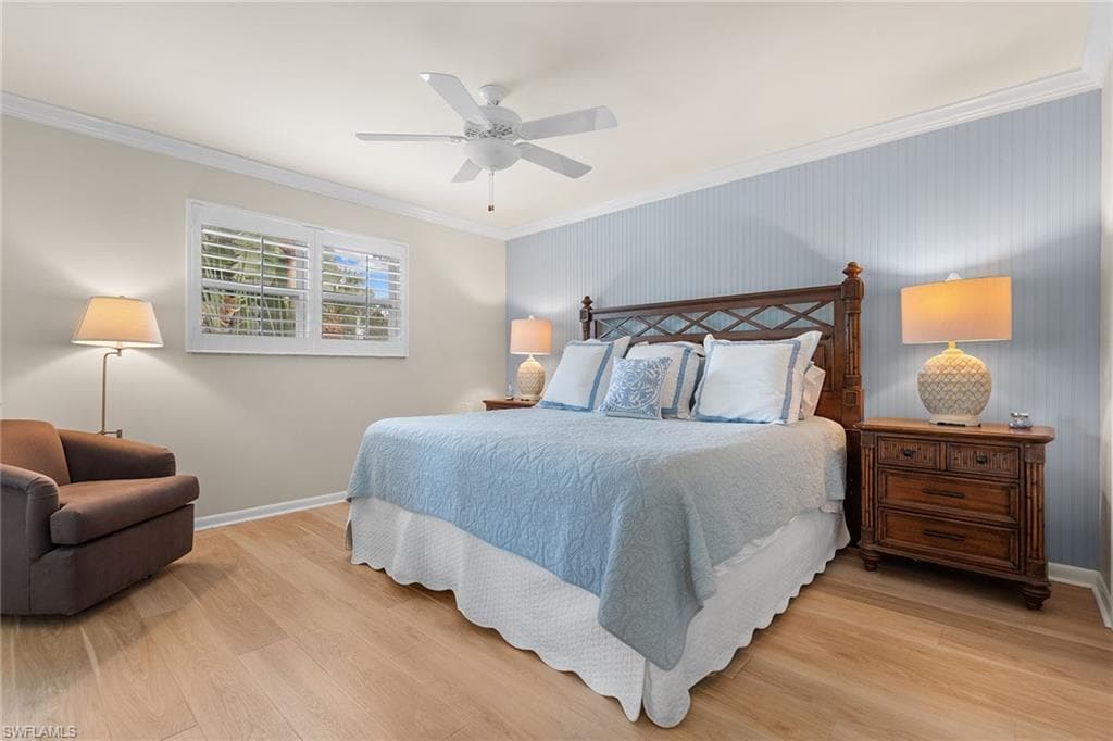 1145 4th St S 5, Naples, FL 34102-14