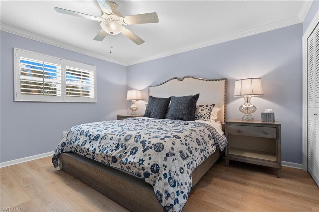 1145 4th St S 5, Naples, FL 34102-18