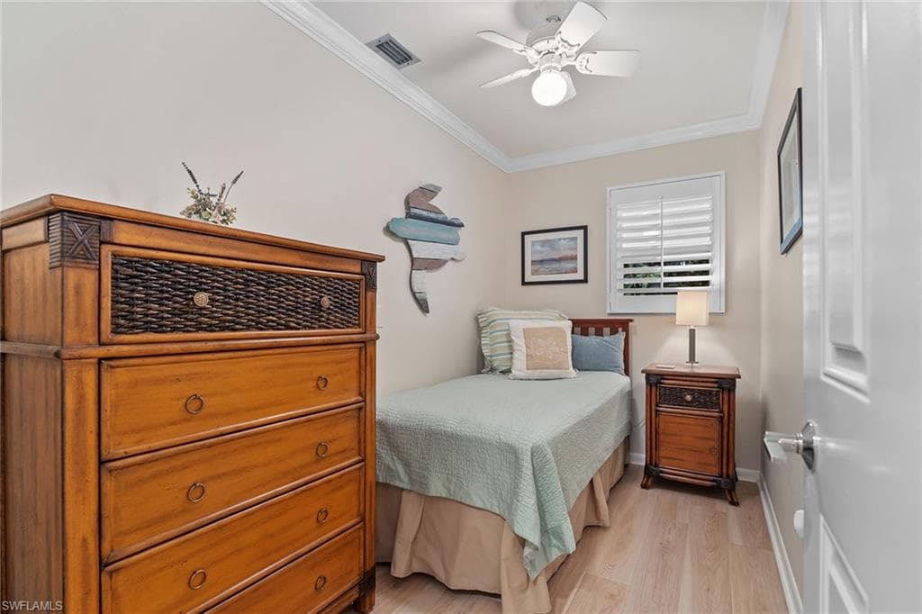 1145 4th St S 5, Naples, FL 34102-21