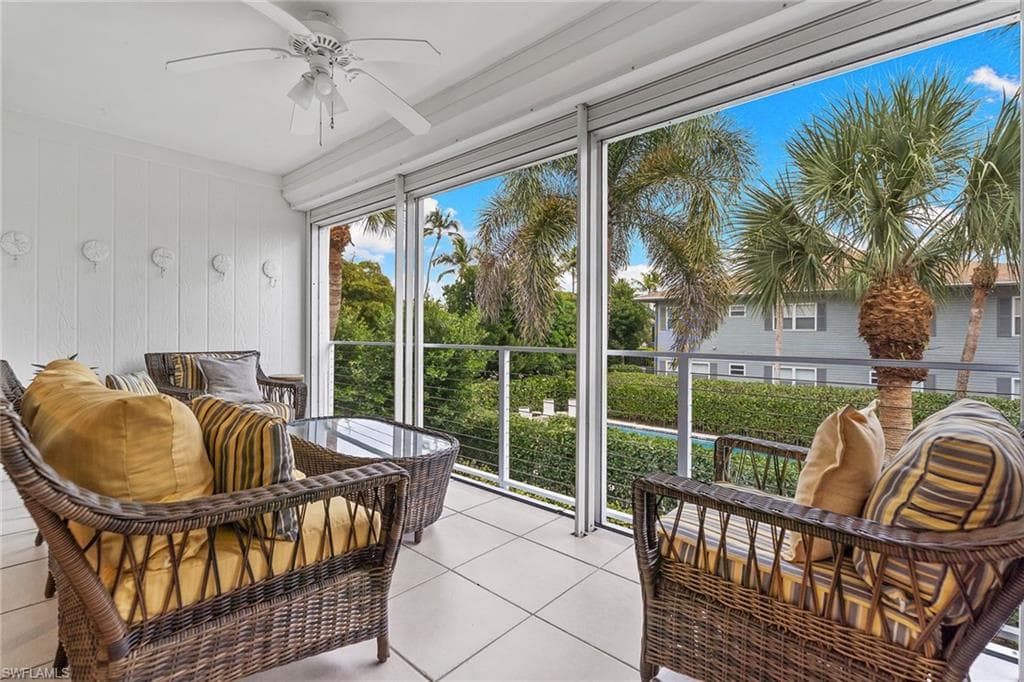 1145 4th St S 5, Naples, FL 34102-22