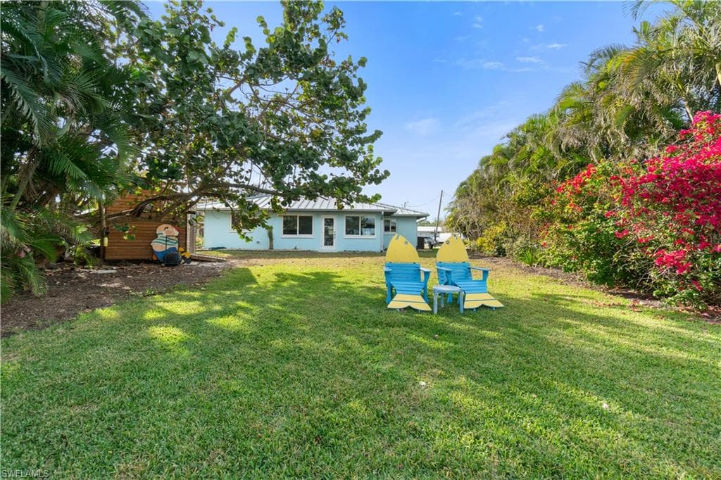 4896 Esplanade St, Bonita Springs, FL 34134-8