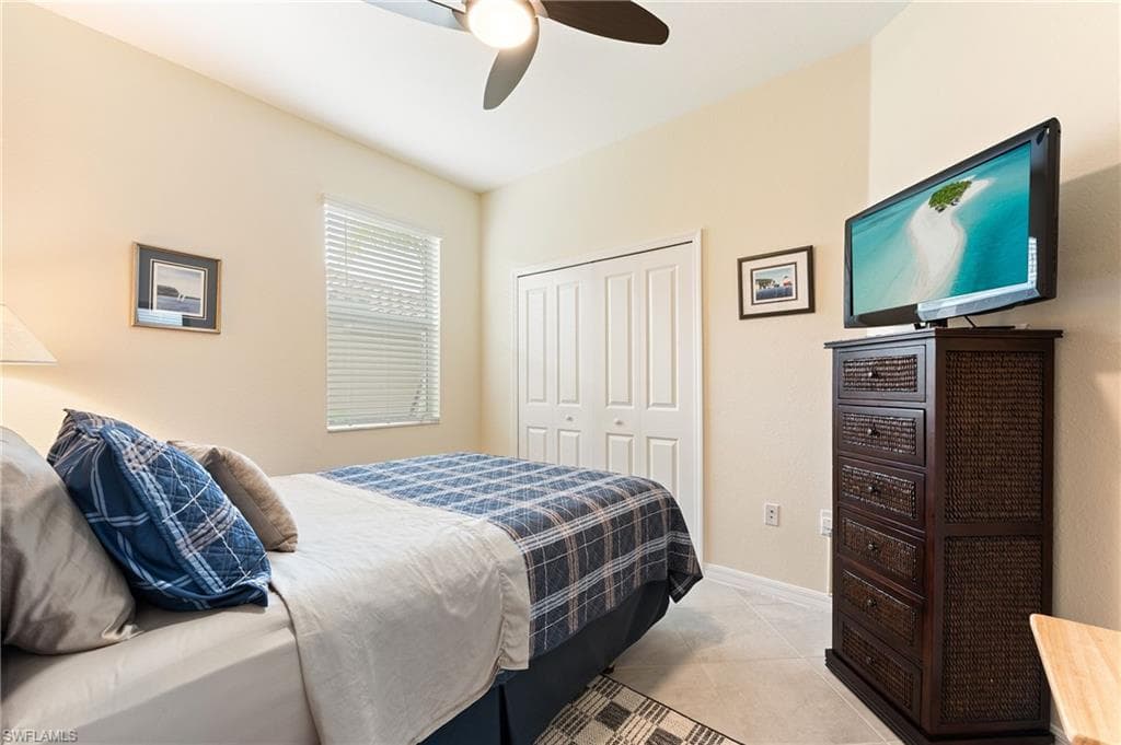 2652 Vine Ave, Naples, FL 34120-15